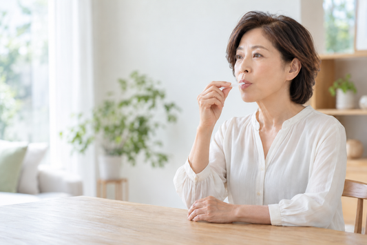 歯科医師が解説する、あごの下の筋肉と飲み込み